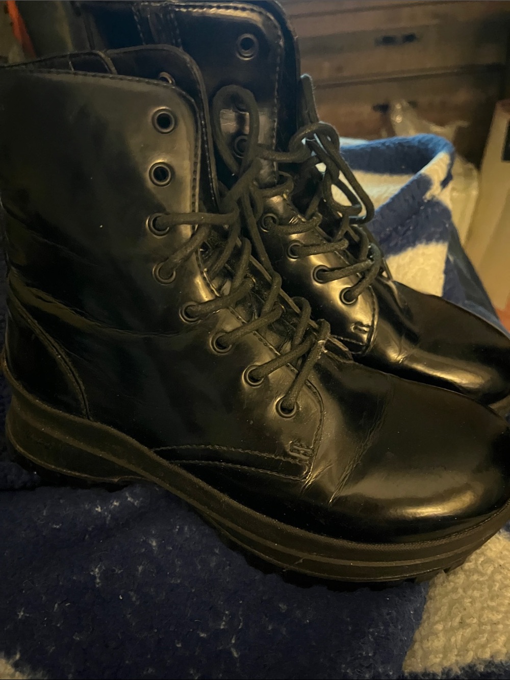 Size 40. Stella McCartney ankle boots like new.